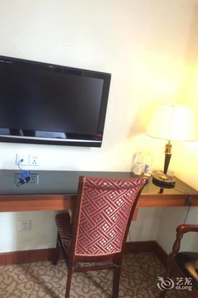 Shanghai Yuhang Hotel Екстер'єр фото